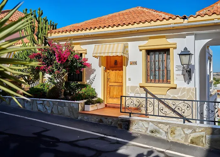 Pearl Of Windsor Park *