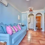 Pearl Of Windsor Park *