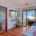 דירה Pearl Of Windsor Park אדחה