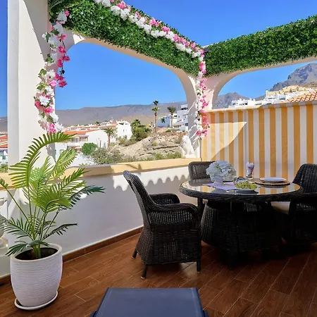 Pearl Of Windsor Park * Costa Adeje (Tenerife)