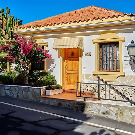 Pearl Of Windsor Park *